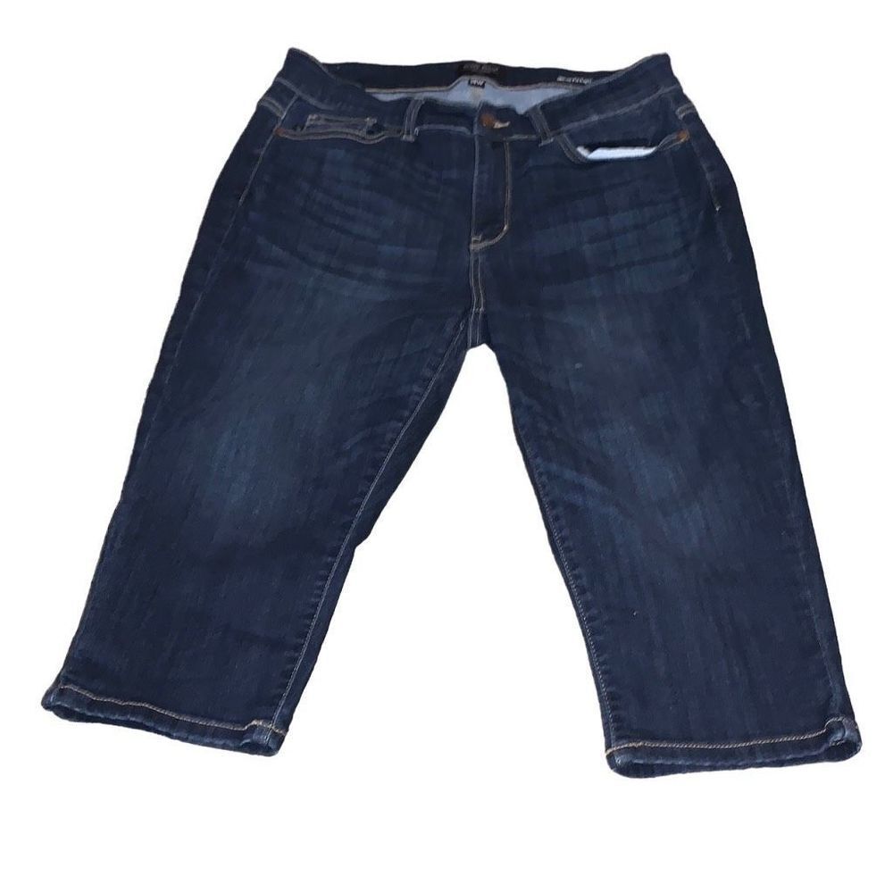 Judy Blue 14W Skinny Mid Rise Dark Wash Capri Jeans